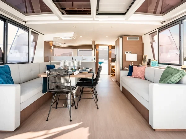 Bali 4.6 - Boatscribe.com