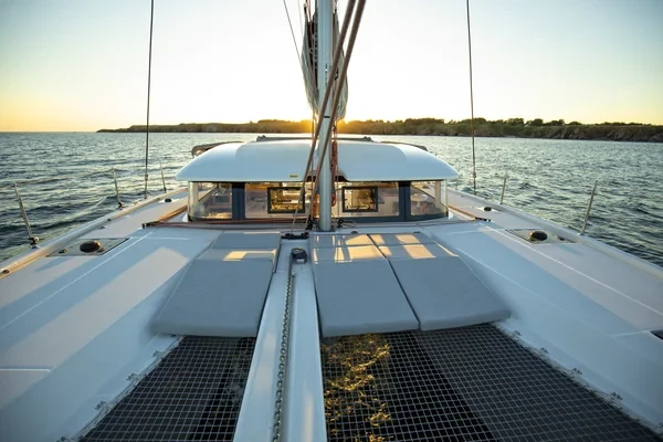 Excess 11 - Boatscribe.com