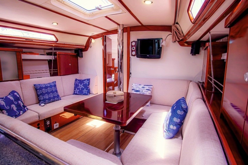 Hanse 400 - Boatscribe.com