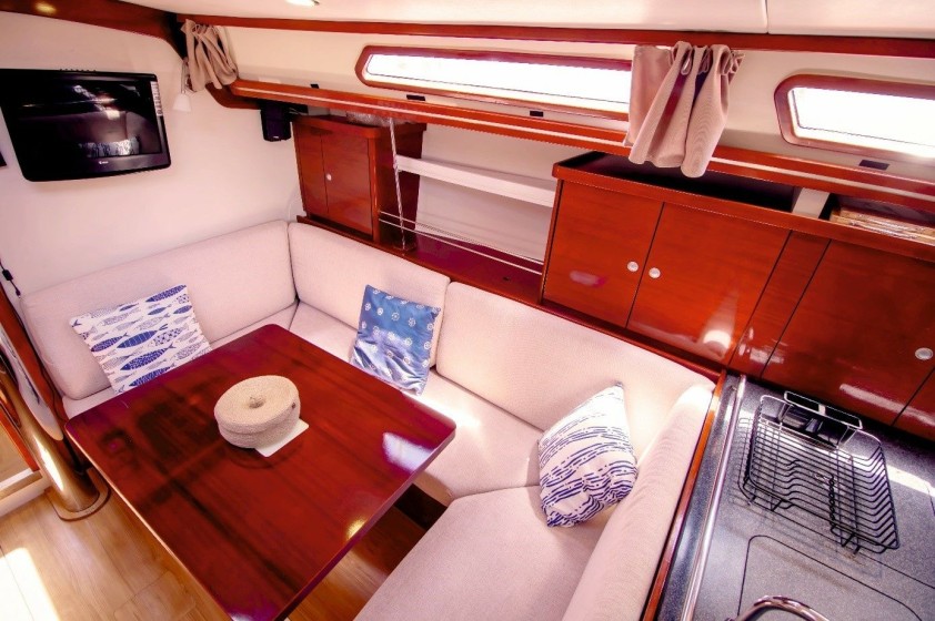 Hanse 400 - Boatscribe.com