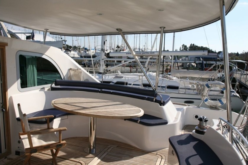 Privilege 495 - Boatscribe.com