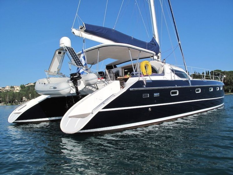 Privilege 495 - Boatscribe.com
