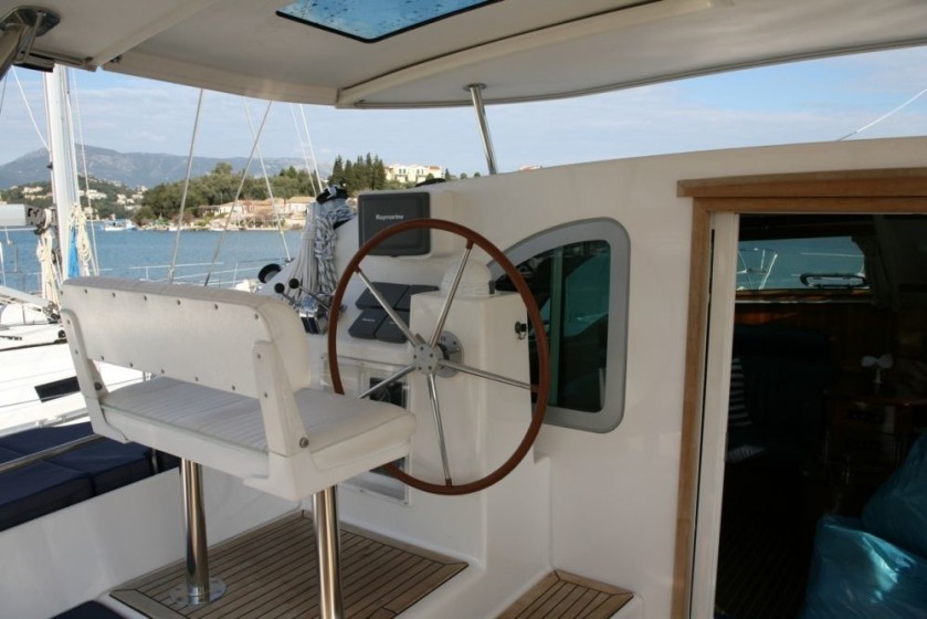 Privilege 495 - Boatscribe.com