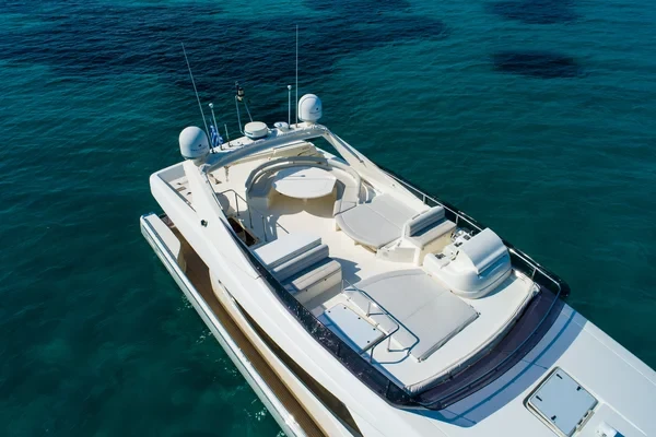 Ferretti 780 - Boatscribe.com