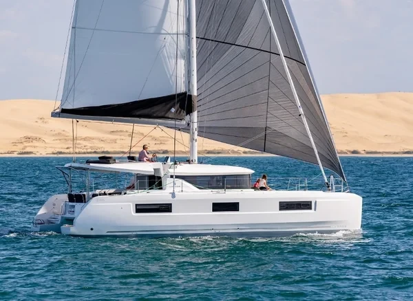 Lagoon 46 - Boatscribe.com