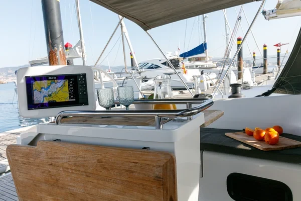 Hanse 415 - Boatscribe.com