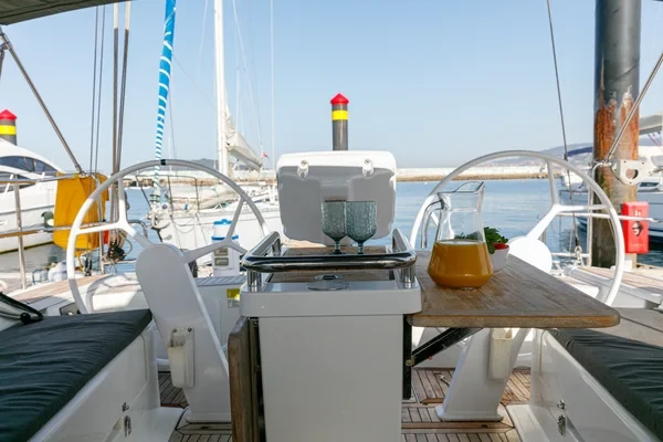 Hanse 415 - Boatscribe.com