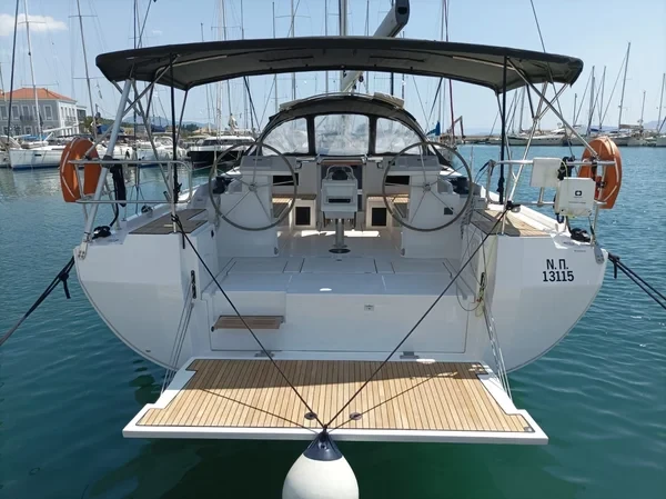 Bavaria C45 - Boatscribe.com