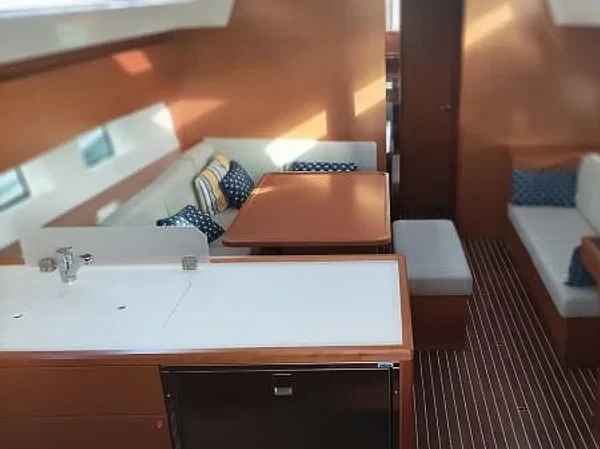 Bavaria C45 - Boatscribe.com