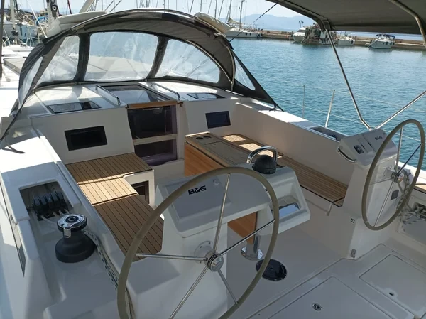 Bavaria C45 - Boatscribe.com