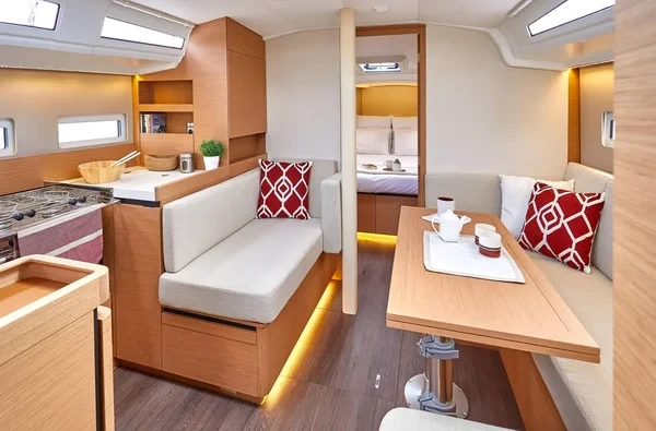 Sun Odyssey 410 - Boatscribe.com