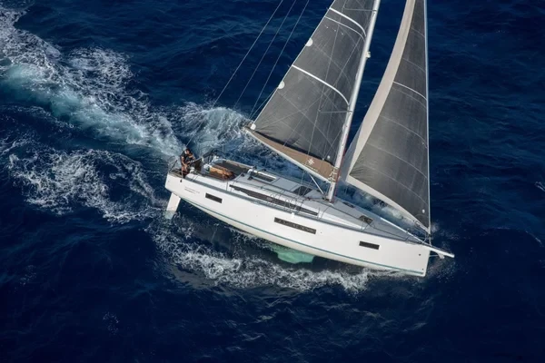 Sun Odyssey 410 - Boatscribe.com