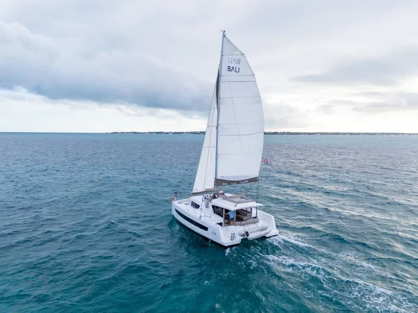 Bali 4.4 - Boatscribe.com