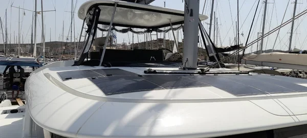 Lagoon 46 - Boatscribe.com