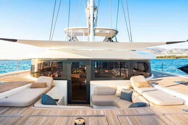 Lagoon Sixty 5 - Boatscribe.com