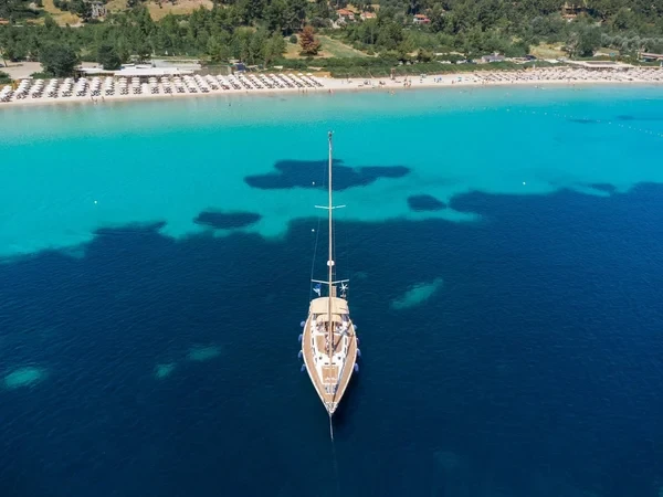 Jeanneau 51 - Boatscribe.com