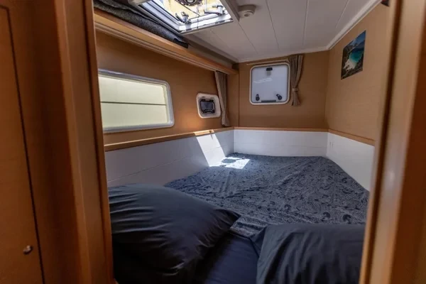 Lagoon 400 S2 - Boatscribe.com