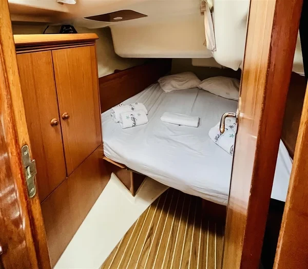 Sun Odyssey 43 - Boatscribe.com