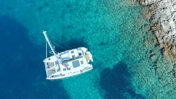 Lagoon 450 S - Boatscribe.com