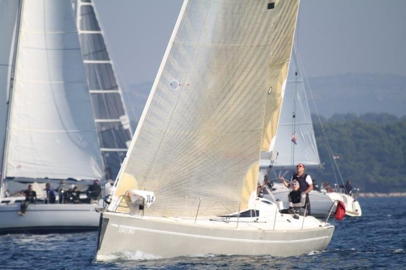 Elan 340 - Boatscribe.com