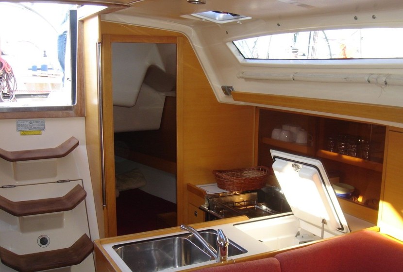 Elan 340 - Boatscribe.com