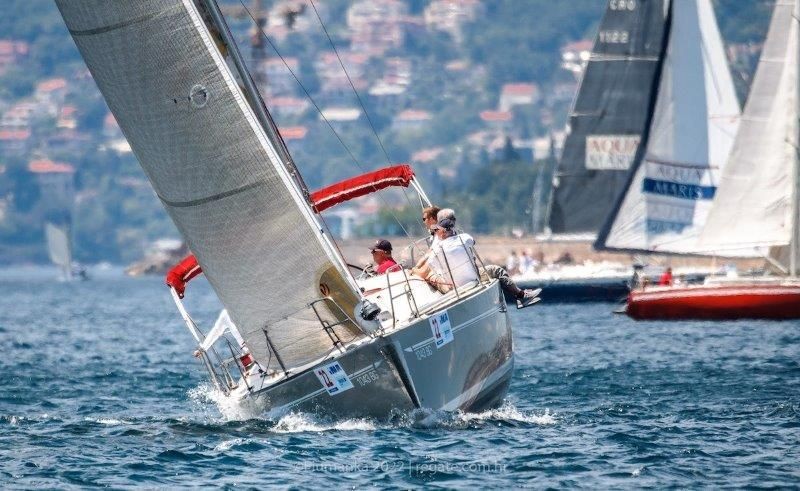 Elan 340 - Boatscribe.com