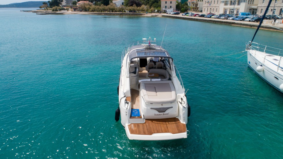 Cranchi 41 - Boatscribe.com