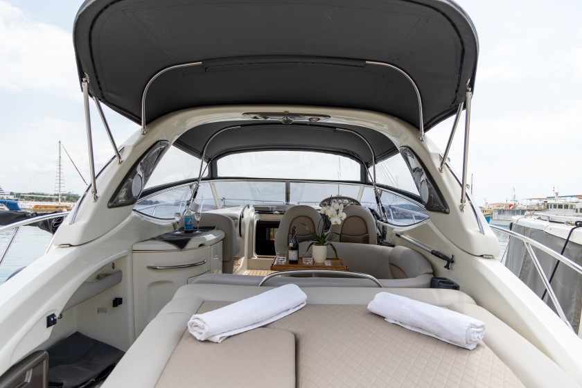 Cranchi 41 - Boatscribe.com
