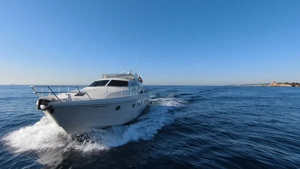 Ferretti 175 FLY - Boatscribe.com