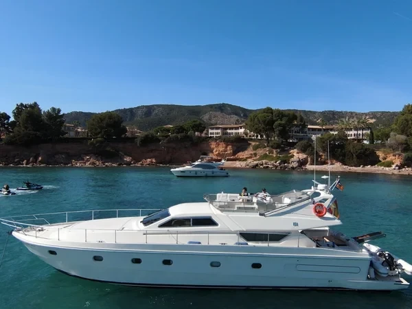 Ferretti 175 FLY - Boatscribe.com