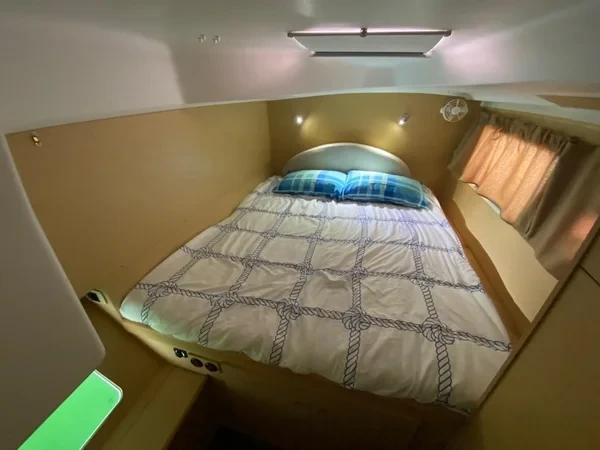 Lagoon 380 - Boatscribe.com