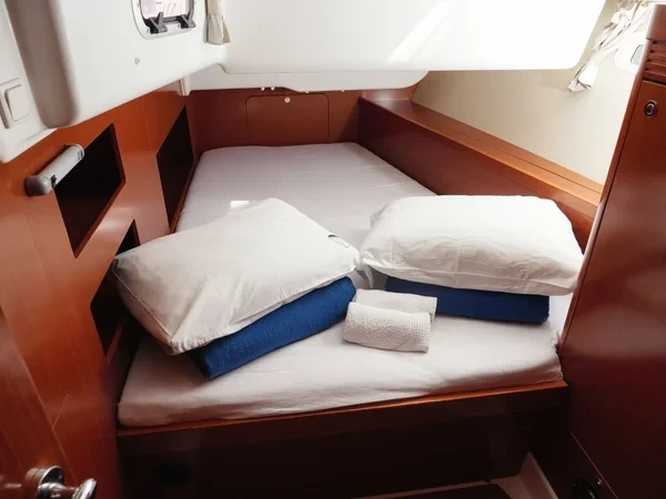 Oceanis 50 Family - Boatscribe.com