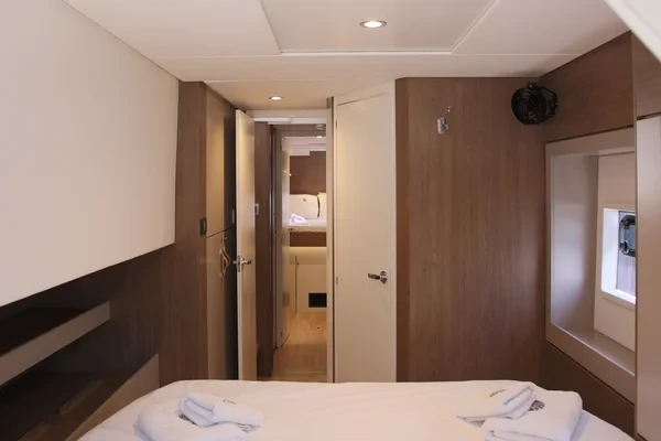 Bali 4.6 - Boatscribe.com