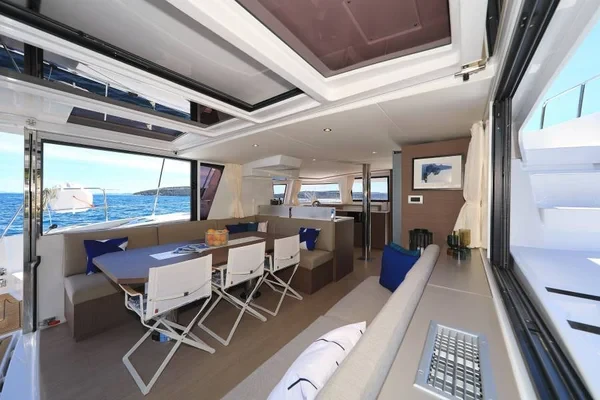 Bali 4.6 - Boatscribe.com