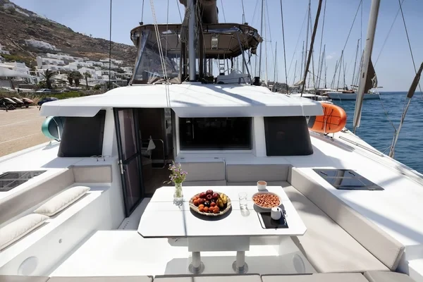 Bali 4.6 - Boatscribe.com