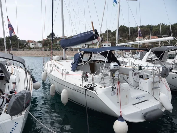 Cyclades 50.5 - Boatscribe.com