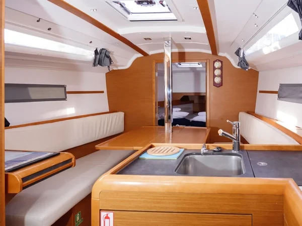 Sun Odyssey 349 - Boatscribe.com