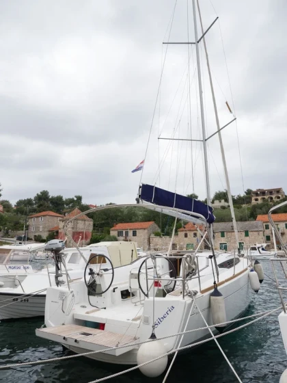 Sun Odyssey 349 - Boatscribe.com