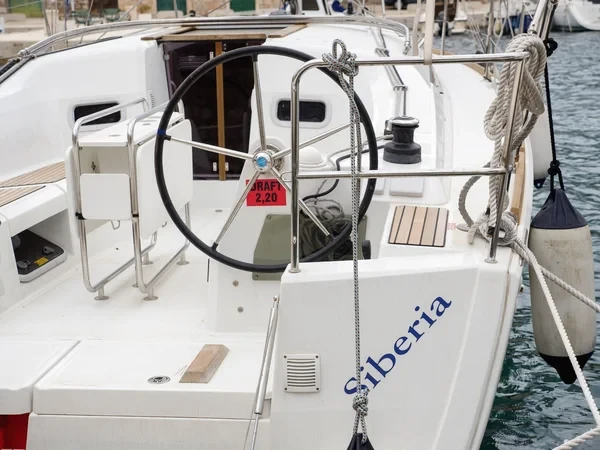 Sun Odyssey 349 - Boatscribe.com