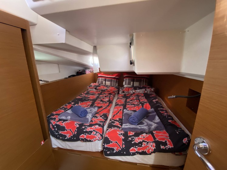 Sun Odyssey 490 - Boatscribe.com
