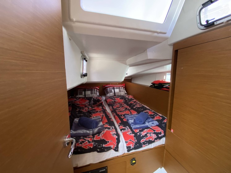 Sun Odyssey 490 - Boatscribe.com