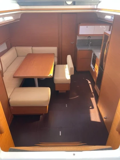 Dufour 470 - Boatscribe.com
