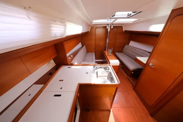 Dufour 350 GL - Boatscribe.com