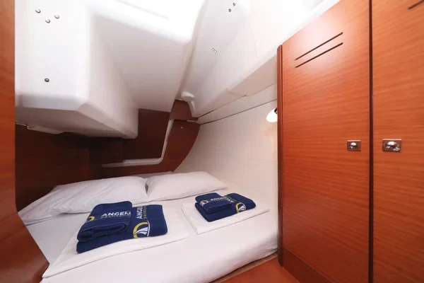 Dufour 350 GL - Boatscribe.com