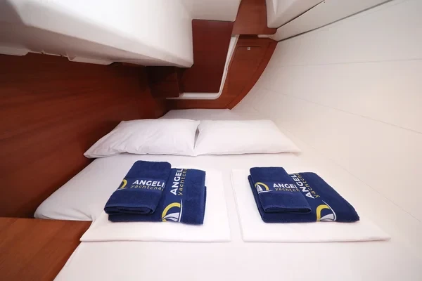 Dufour 350 GL - Boatscribe.com