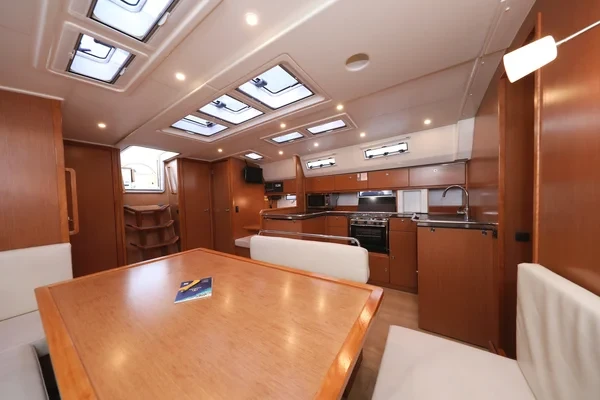 Bavaria 50 Cruiser - Boatscribe.com