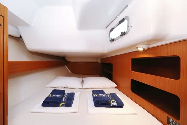 Cyclades 50.5 - Boatscribe.com