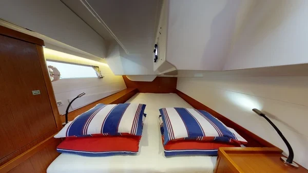 Oceanis 48 - Boatscribe.com