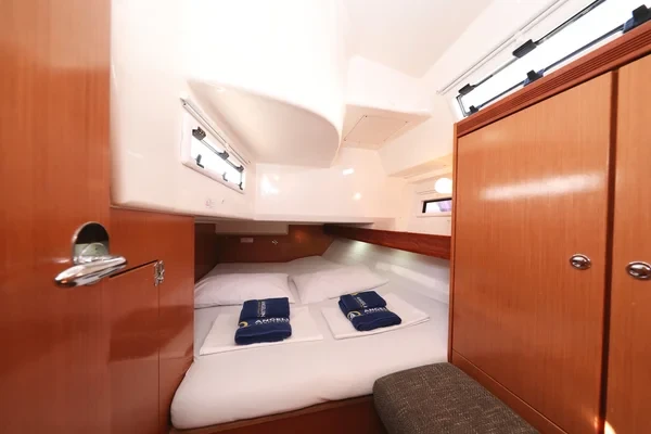 Bavaria 40 Cruiser S - Boatscribe.com