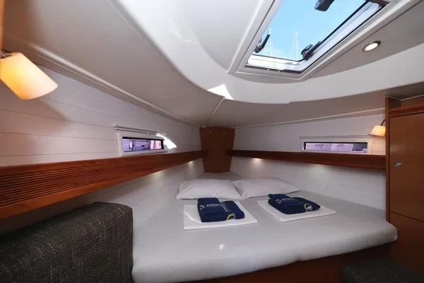Bavaria 40 Cruiser S - Boatscribe.com